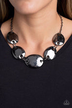 Load image into Gallery viewer, Paparazzi Necklace - That RING You Do - Black