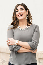 Load image into Gallery viewer, Paparazzi Earring - Pearly Poise - White