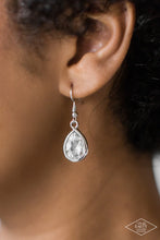 Load image into Gallery viewer, Paparazzi Necklace - Love At FIERCE Sight - White