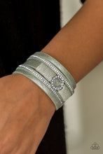 Load image into Gallery viewer, Paparazzi Bracelet - It Takes Heart - Green
