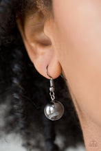 Load image into Gallery viewer, Paparazzi Necklace - I Double Dare You - Black