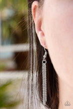 Load image into Gallery viewer, Paparazzi Necklace - The Royal Coronation - White