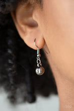 Load image into Gallery viewer, Paparazzi Necklace - DIVA-de and Rule - Multi