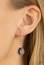 Load image into Gallery viewer, Paparazzi Necklace - Glassy Glamorous - Silver