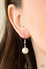 Load image into Gallery viewer, Paparazzi Necklace - One-WOMAN Show - White