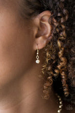 Load image into Gallery viewer, Paparazzi Necklace - Trust Fund Baby - Gold