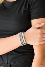 Load image into Gallery viewer, Paparazzi Bracelet - Fashion Fanatic - Purple