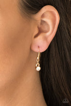 Load image into Gallery viewer, Paparazzi Necklace - Straight To The Top - Gold Lanyard