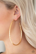 Load image into Gallery viewer, Paparazzi Earring - Fleek All Week - Gold