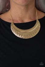 Load image into Gallery viewer, Paparazzi Necklace - Large As Life - Gold
