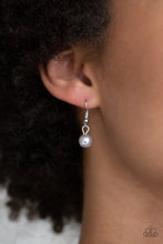 Load image into Gallery viewer, Paparazzi Necklace - Pageant Princess - Silver