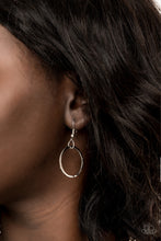 Load image into Gallery viewer, Paparazzi Necklace - Natural-Born RINGLEADER - Silver