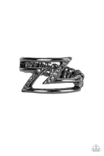 Load image into Gallery viewer, Paparazzi Ring - 5th Avenue Flash - Black