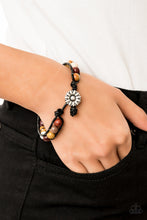 Load image into Gallery viewer, Paparazzi Bracelet - Daisy Guru - Yellow