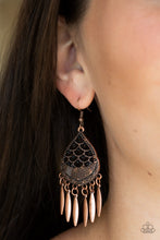 Load image into Gallery viewer, Paparazzi Earring - Wolf Den - Copper