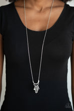 Load image into Gallery viewer, Paparazzi Necklace - Trendsetting Trinket - Silver