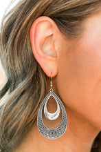 Load image into Gallery viewer, Paparazzi Earring - Sahara Sublime