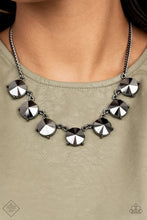 Load image into Gallery viewer, Paparazzi Necklace - The SHOWCASE Must Go On - Black