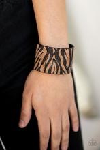 Load image into Gallery viewer, Paparazzi Bracelet - Zebra Zone - Black