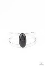 Load image into Gallery viewer, Paparazzi Bracelet - Quarry Queen - Black