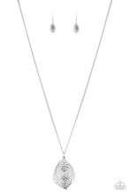 Load image into Gallery viewer, Paparazzi Necklace - Changing Leaves - Silver