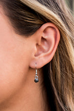 Load image into Gallery viewer, Paparazzi Necklace - Times Square Stunner - Silver