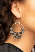 Load image into Gallery viewer, Paparazzi Earring -Eden Essence - Brass