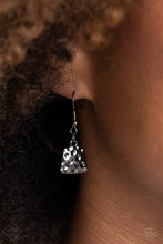 Load image into Gallery viewer, Paparazzi Necklace - HAUTE Plates - Multi