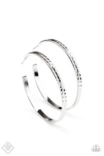 Load image into Gallery viewer, Paparazzi Earring -TREAD All About It - Silver