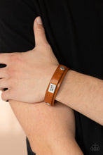 Load image into Gallery viewer, Paparazzi Bracelet - Dont Quit Now - Brown