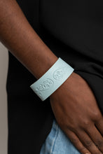 Load image into Gallery viewer, Paparazzi Bracelet - Butterfly Canopy - Blue