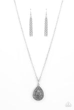 Load image into Gallery viewer, Paparazzi Necklace - Garden Estate - Silver