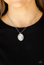 Load image into Gallery viewer, Paparazzi Necklace - Fashion Finale - White