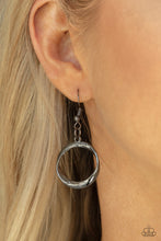 Load image into Gallery viewer, Paparazzi Necklace - Harmonious Hardware - Black