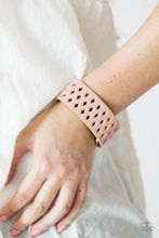 Load image into Gallery viewer, Paparazzi Bracelet - Glamp Champ - Pink