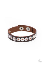 Load image into Gallery viewer, Paparazzi Bracelet - Wildflower Wayfarer - White