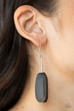 Load image into Gallery viewer, Paparazzi Earring - Tamarack Trail - Black