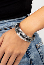 Load image into Gallery viewer, Paparazzi Bracelet - Sonoran Scene - Black