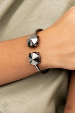 Load image into Gallery viewer, Paparazzi Bracelet - Spark and Sizzle - Black