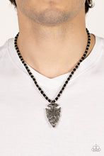 Load image into Gallery viewer, Paparazzi Necklace - Get Your ARROWHEAD in the Game - Black
