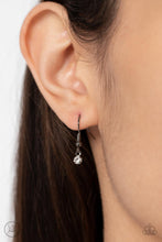 Load image into Gallery viewer, Paparazzi Necklace - Bringing SPARKLE Back - Black