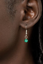 Load image into Gallery viewer, Paparazzi Necklace - Gracefully Gemstone - Green