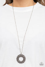 Load image into Gallery viewer, Paparazzi Necklace - Wintry Wreath - Purple