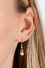 Load image into Gallery viewer, Paparazzi Necklace - Stardust Saucer - White