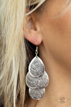 Load image into Gallery viewer, Paparazzi Earring -A Leading Light - Silver