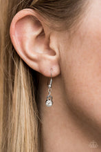 Load image into Gallery viewer, Paparazzi Necklace - Leading Socialite - White