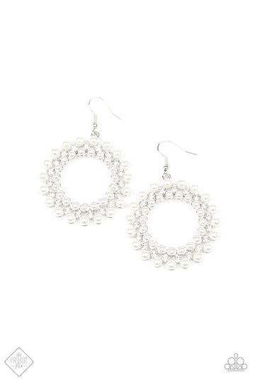 Paparazzi Earring - Pearly Poise - White