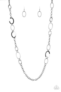 Paparazzi Necklace - Chain Cadence - Black