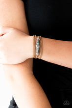 Load image into Gallery viewer, Paparazzi Bracelet - Find Your Way - Blue

