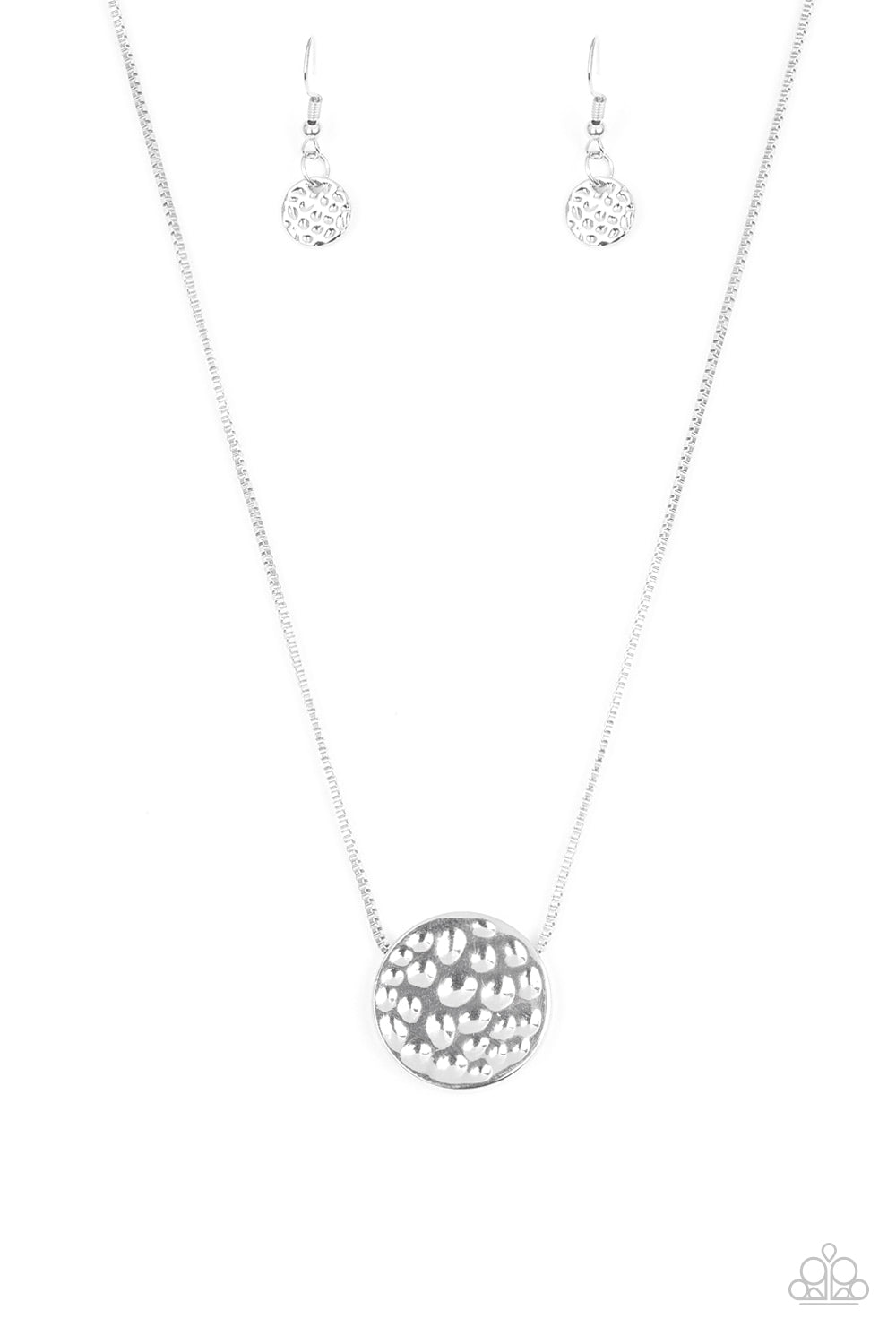Paparazzi Necklace - The BOLD Standard - Silver